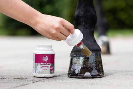 Olej do kopyt Premium 425ml MAGIC BRUSH odkleja się etykieta!!