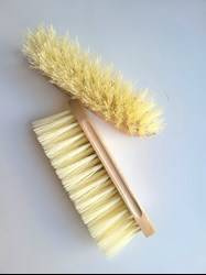 Szczotka do grzywy creme MATI